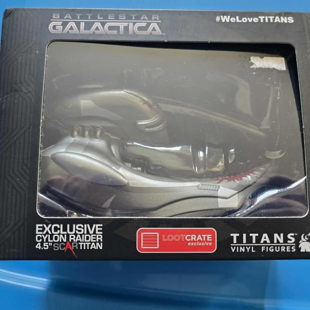 Battlestar Galactica Cylon Raider Vinyl Figure